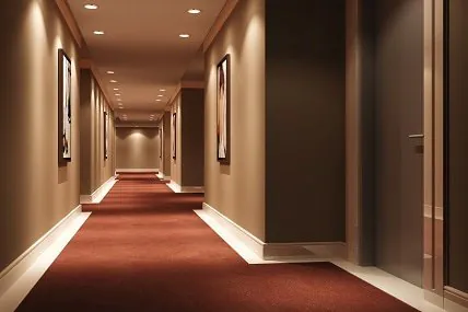 LED-Beleuchtung im Hotelflur LED-Beleuchtung im Hotelflur